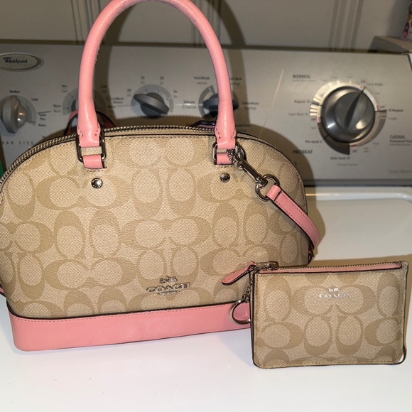 Coach Handbags - Authentic Coach purse and coin bag
